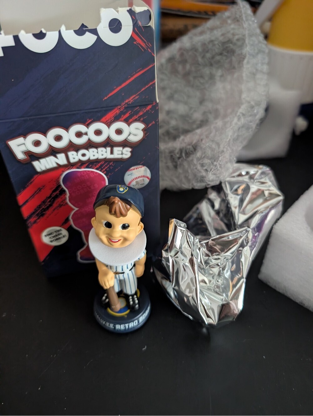 Foco Milwaukee Brewers mini bobblehead - Retro bobble boy